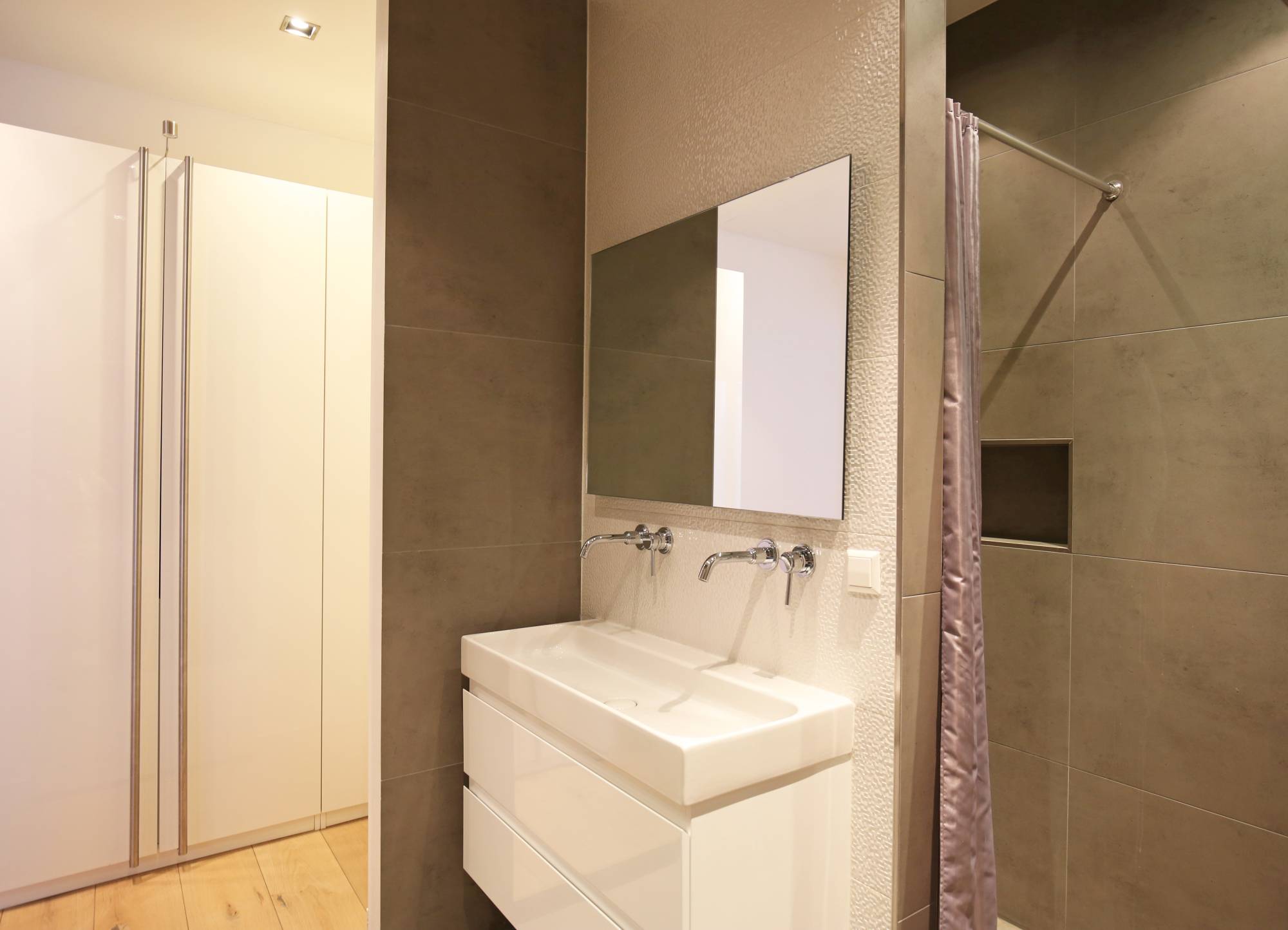 Appartement te huur: Nieuwe Looiersstraat, Amsterdam
