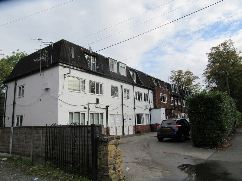 Flat Alexandra Road South in Manchester