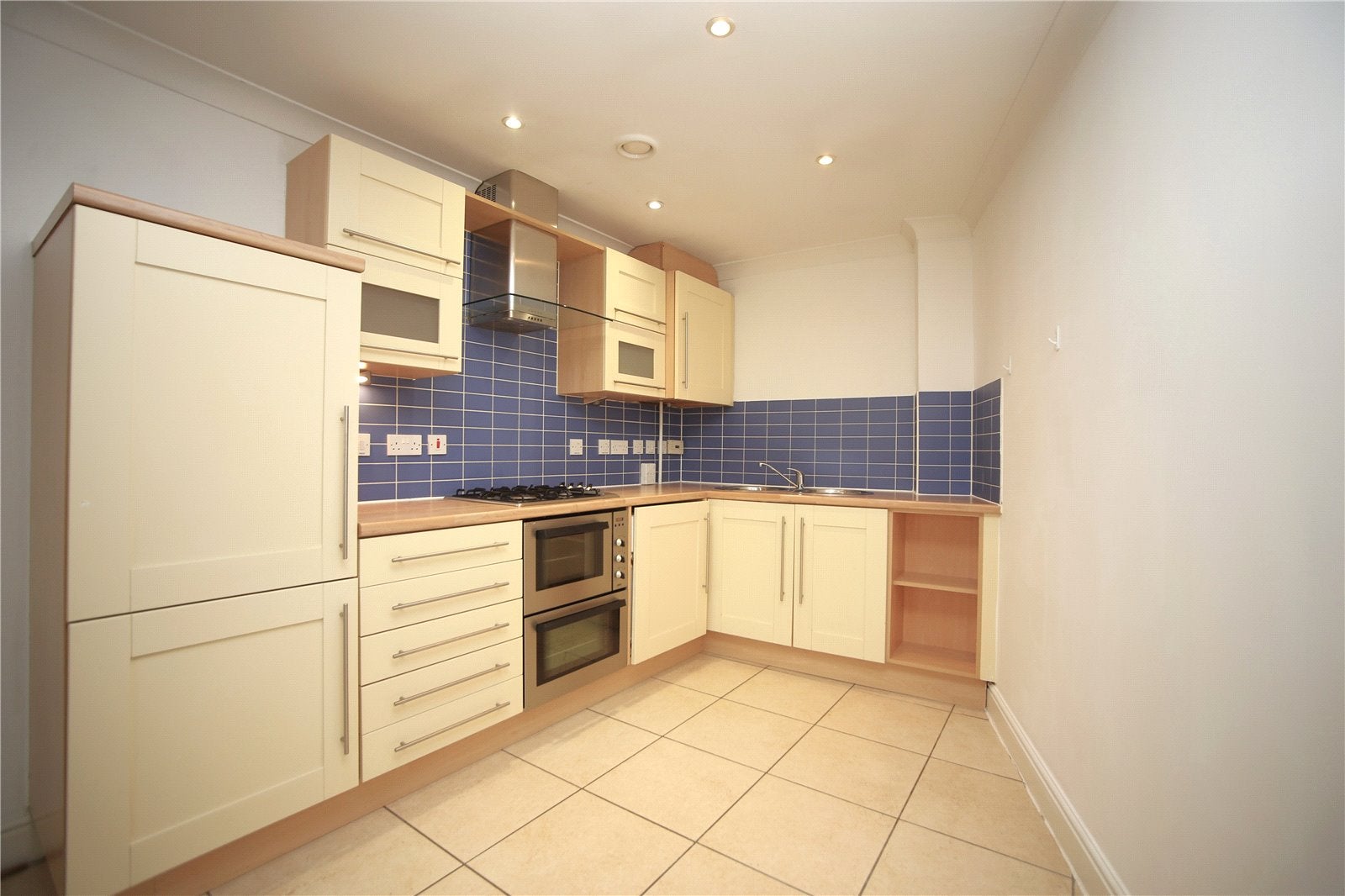 Flat Brookbank Close in Cheltenham