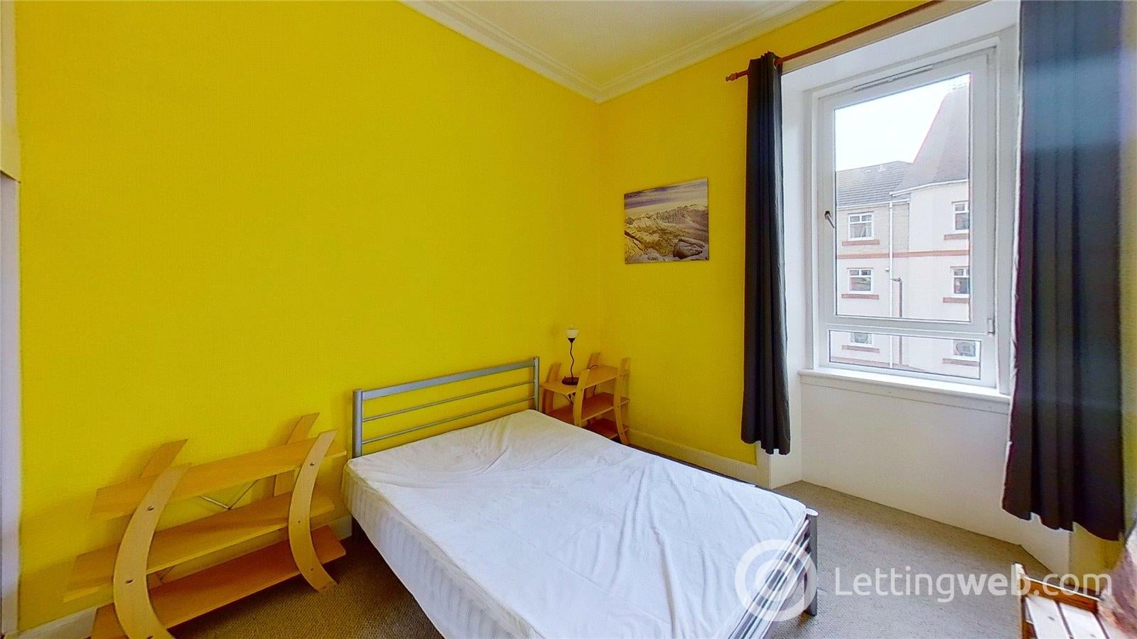 Flat Stewart Terrace in City of Edinburgh