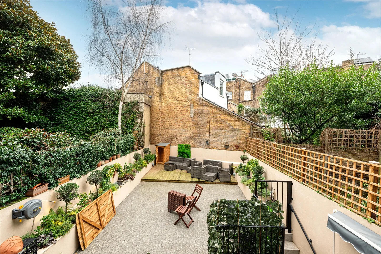 Flat Royal Crescent in Greater London