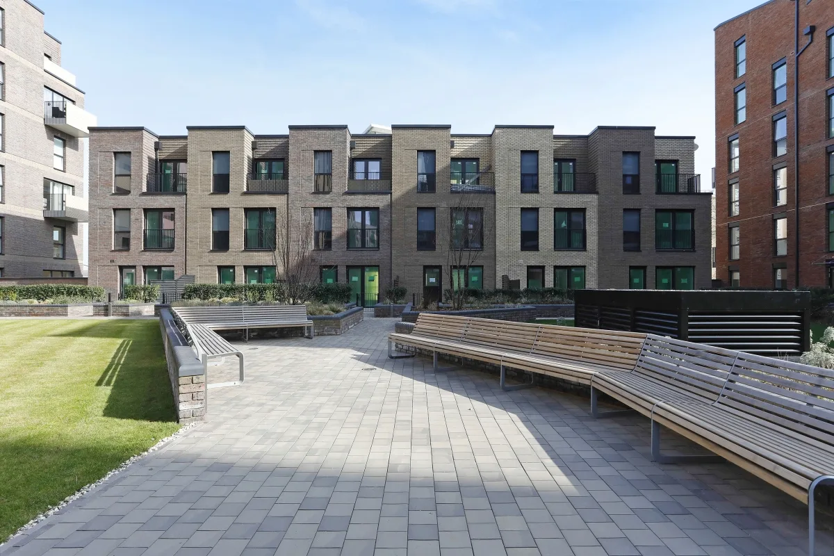 Flat Carraway Street in Reading