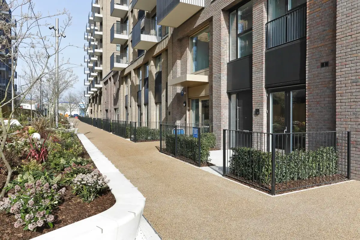 Flat Carraway Street in Reading