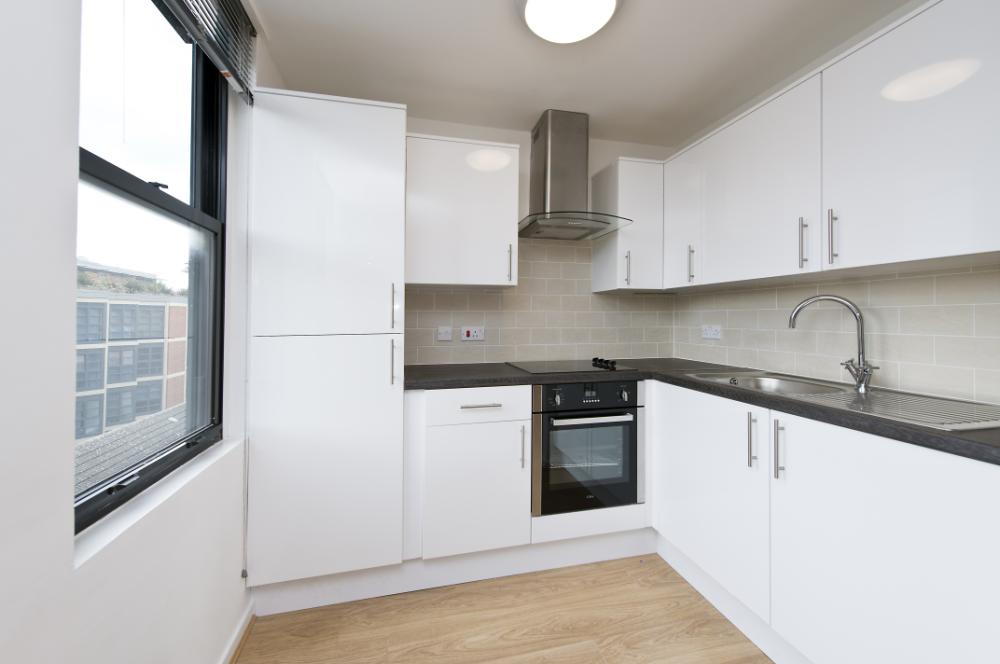 Flat Moreton Street in City of Westminster
