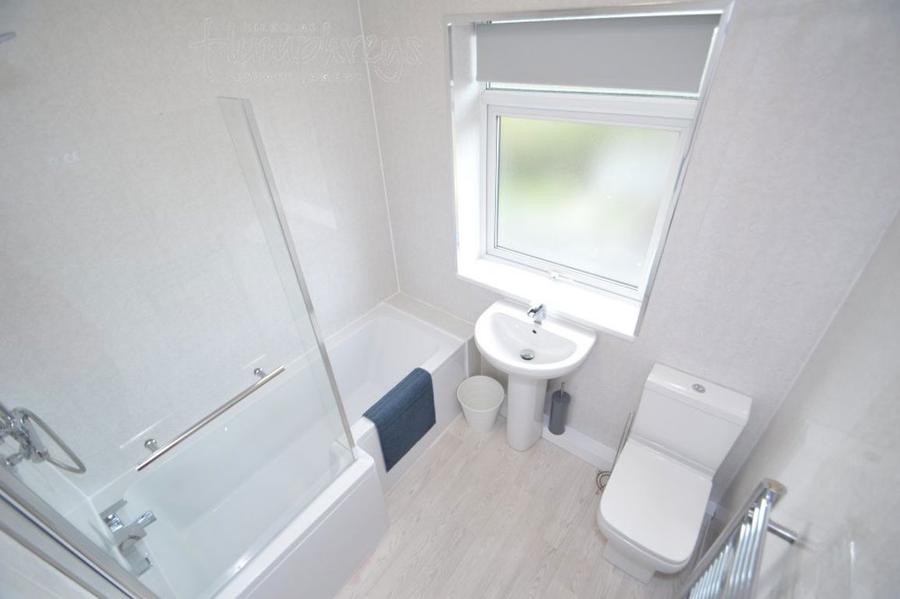 Room Bradford Crescent in Durham