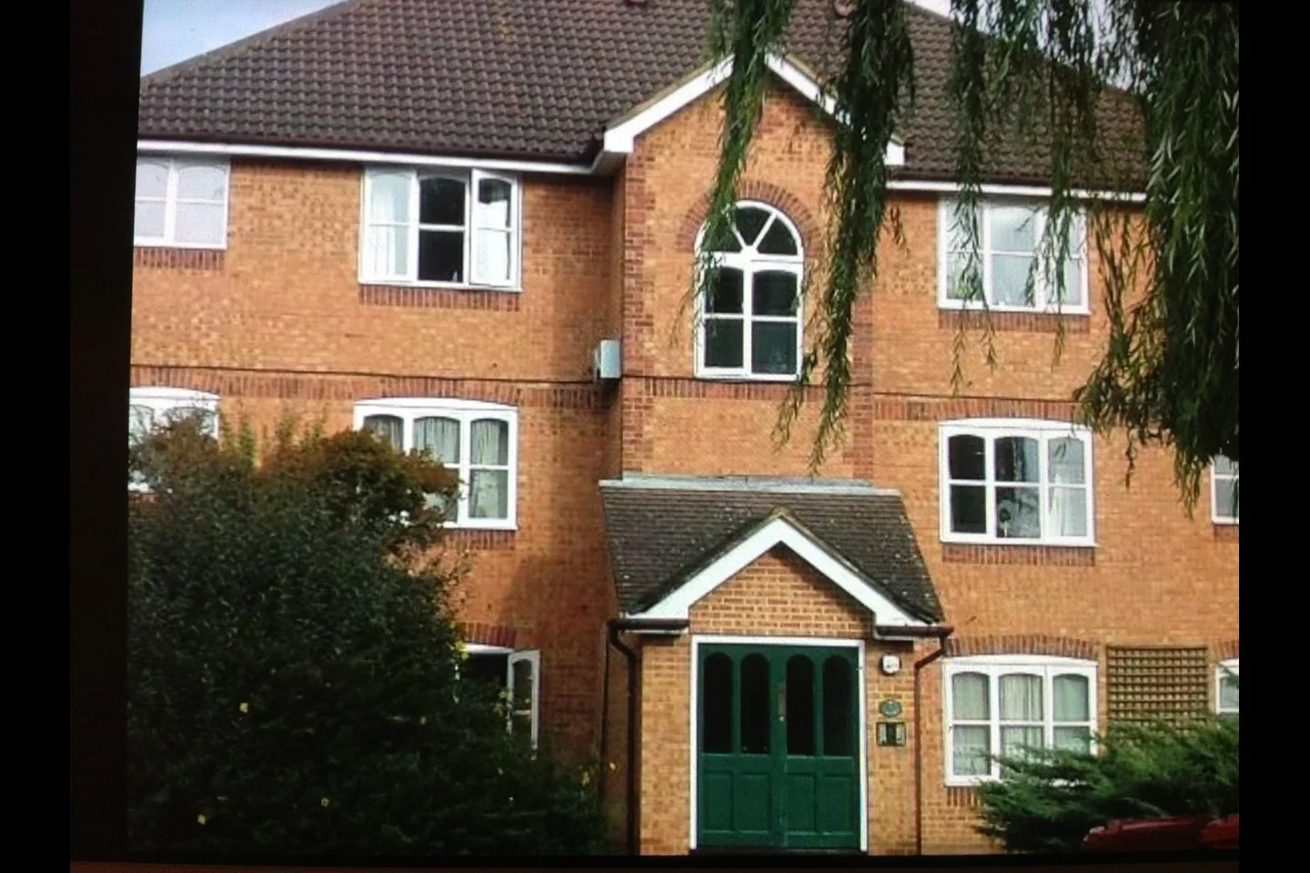 Flat Worcester Gardens in Slough