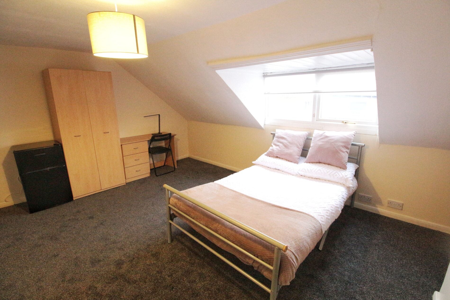 Room Nelson Street in Lincoln