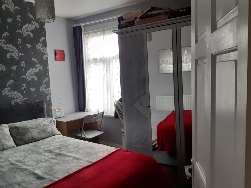 Room Ashville Road in Greater London