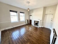 Flat Wellington Grove in Hazel Grove