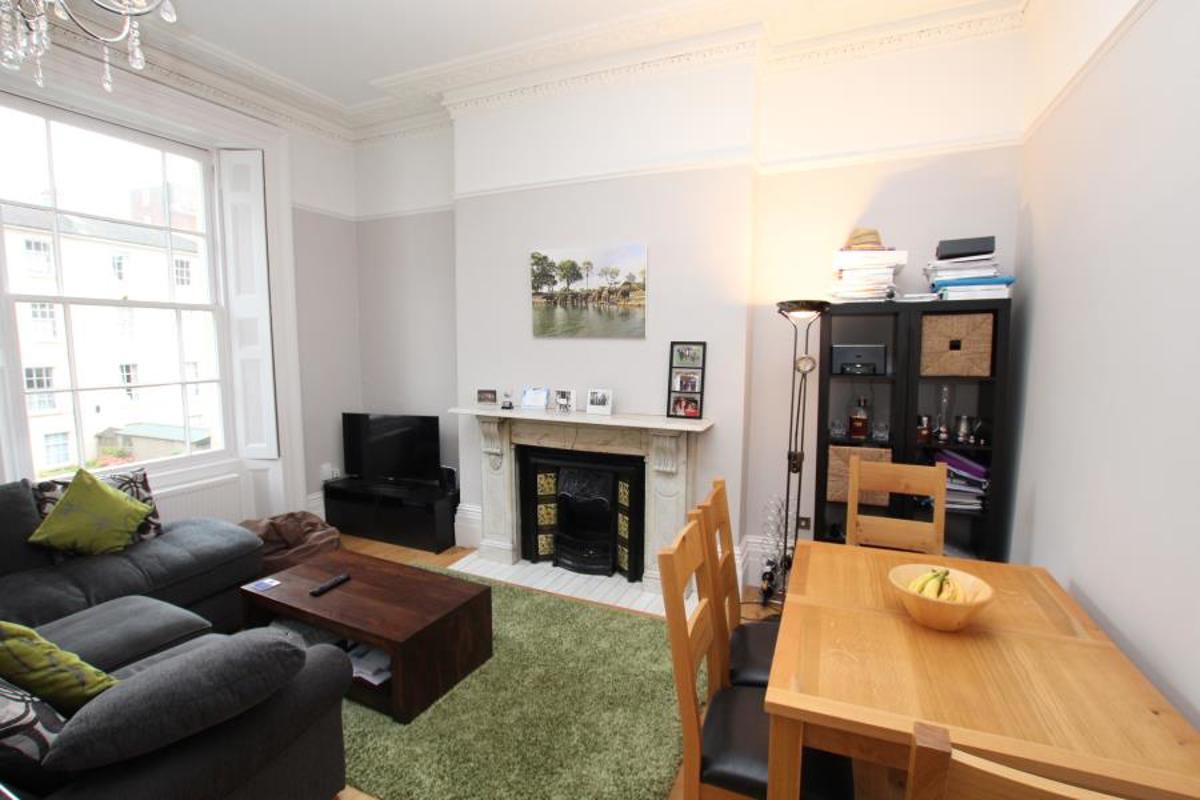 Flat Arlington Villas in Bristol