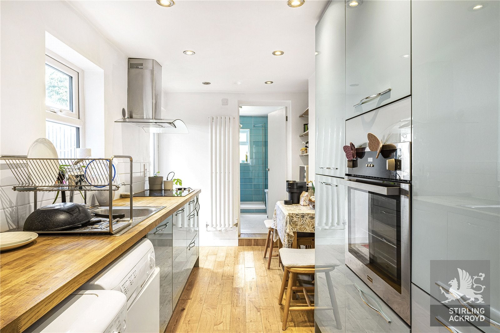 House Bushberry Road in Greater London