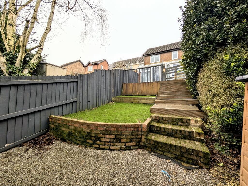 House Pen Hendy in Miskin