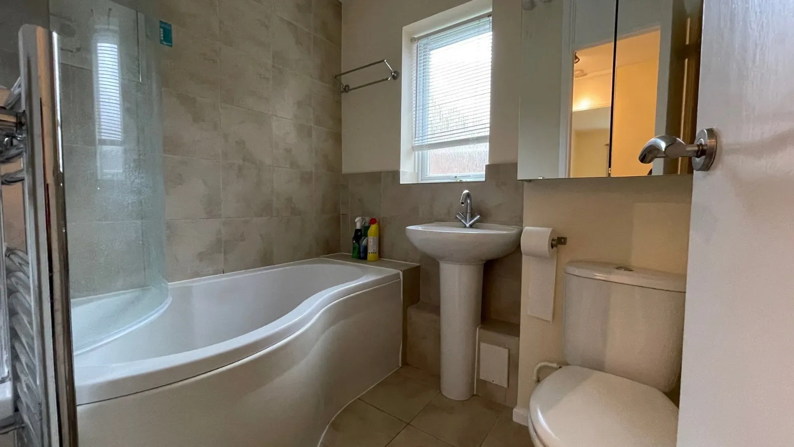 Flat Eeklo Place in Newbury
