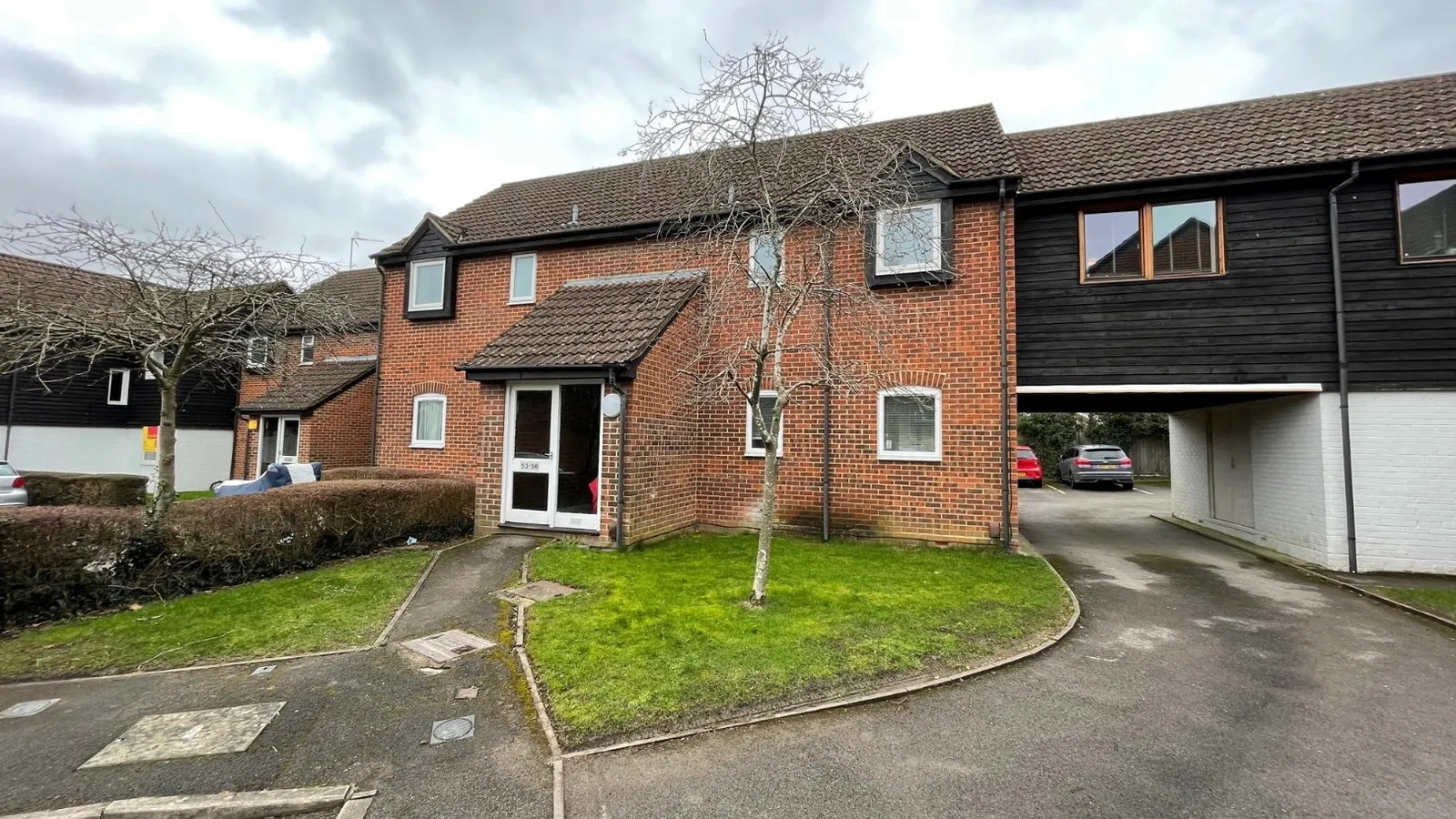 Flat Eeklo Place in Newbury