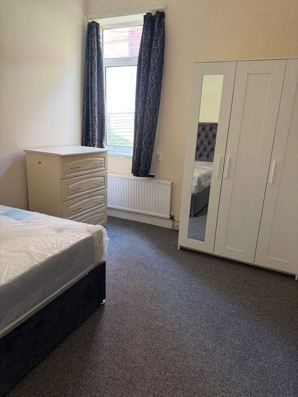 Room Lowther Road in Bournemouth