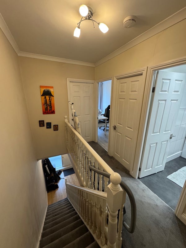 Room Robert Street in Greater London