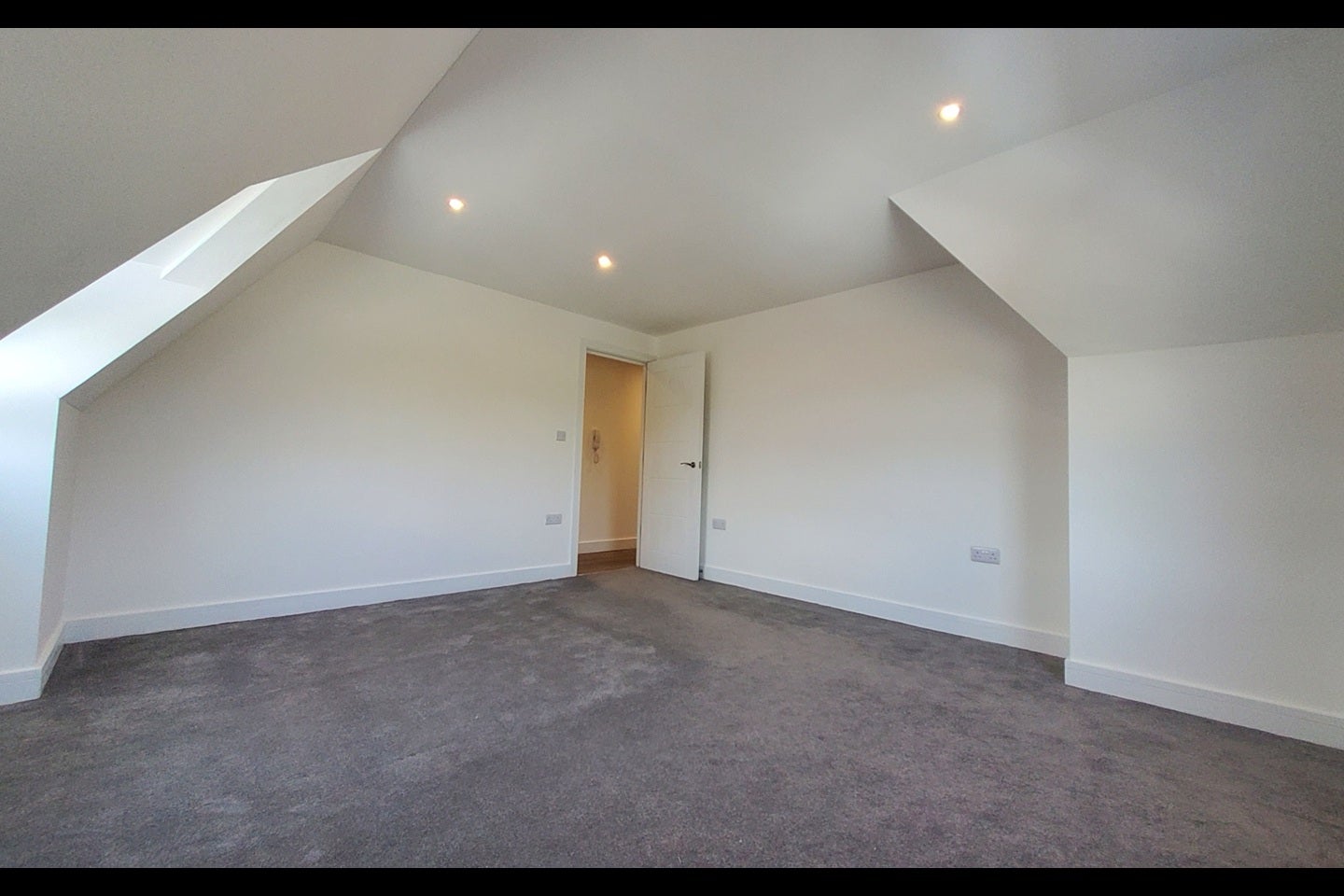 Flat Darby Drive in Epping Forest