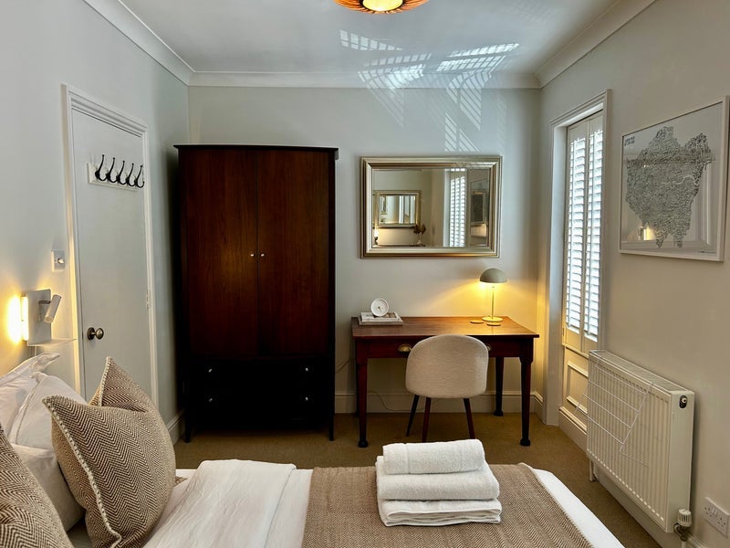 Room Grafton Terrace in Greater London