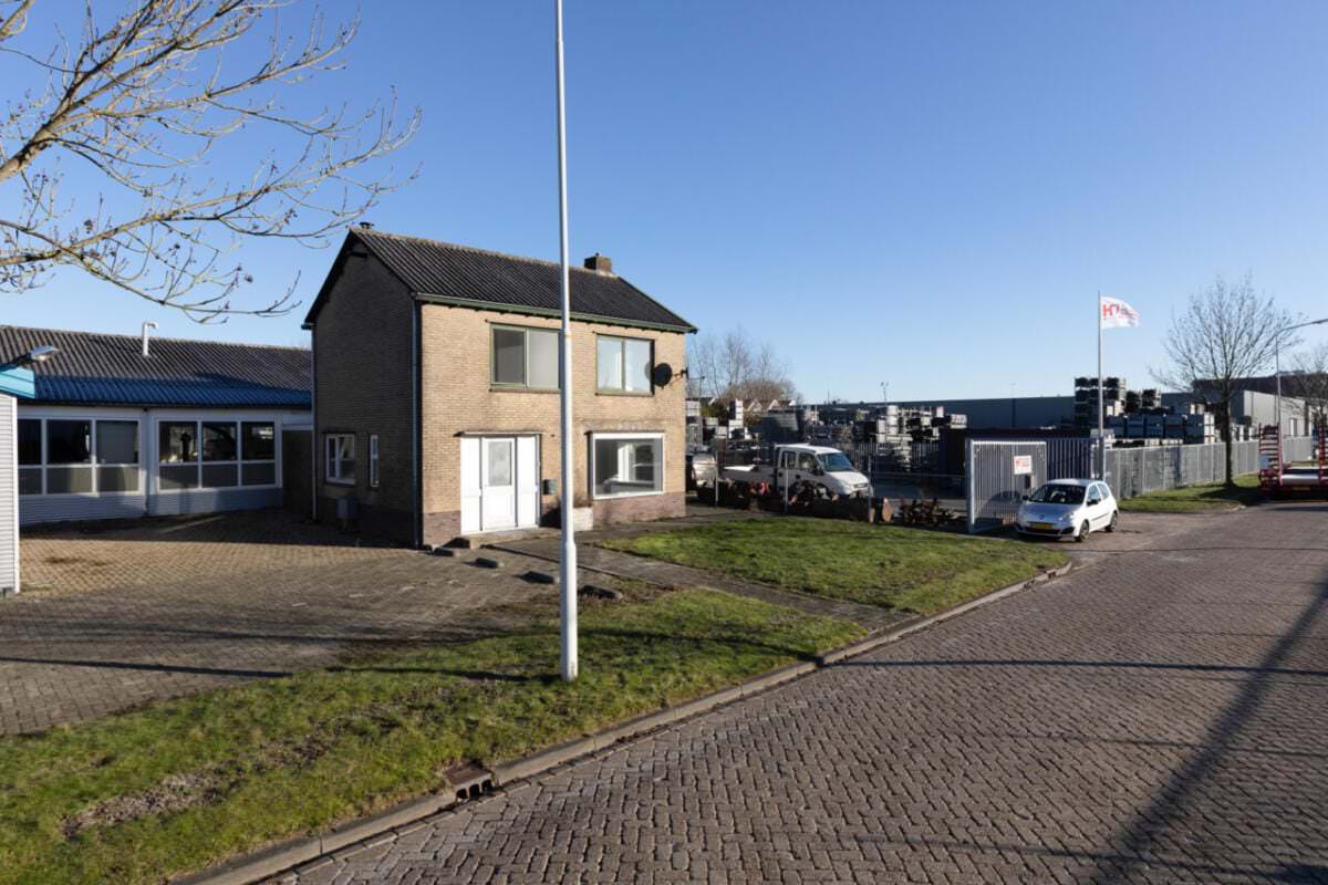 Appartement te koop: Kamerlingh Onnesstraat 5, Sneek