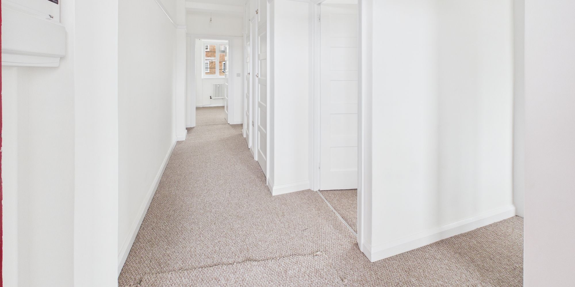 Flat Bishopric in Horsham