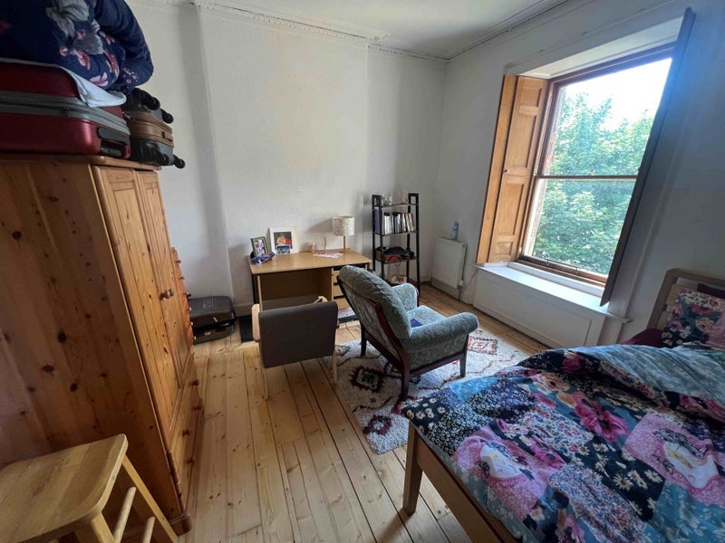 Room St Patrick Square in City of Edinburgh