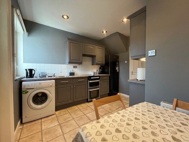 House Gillahill Place in Aberdeen City