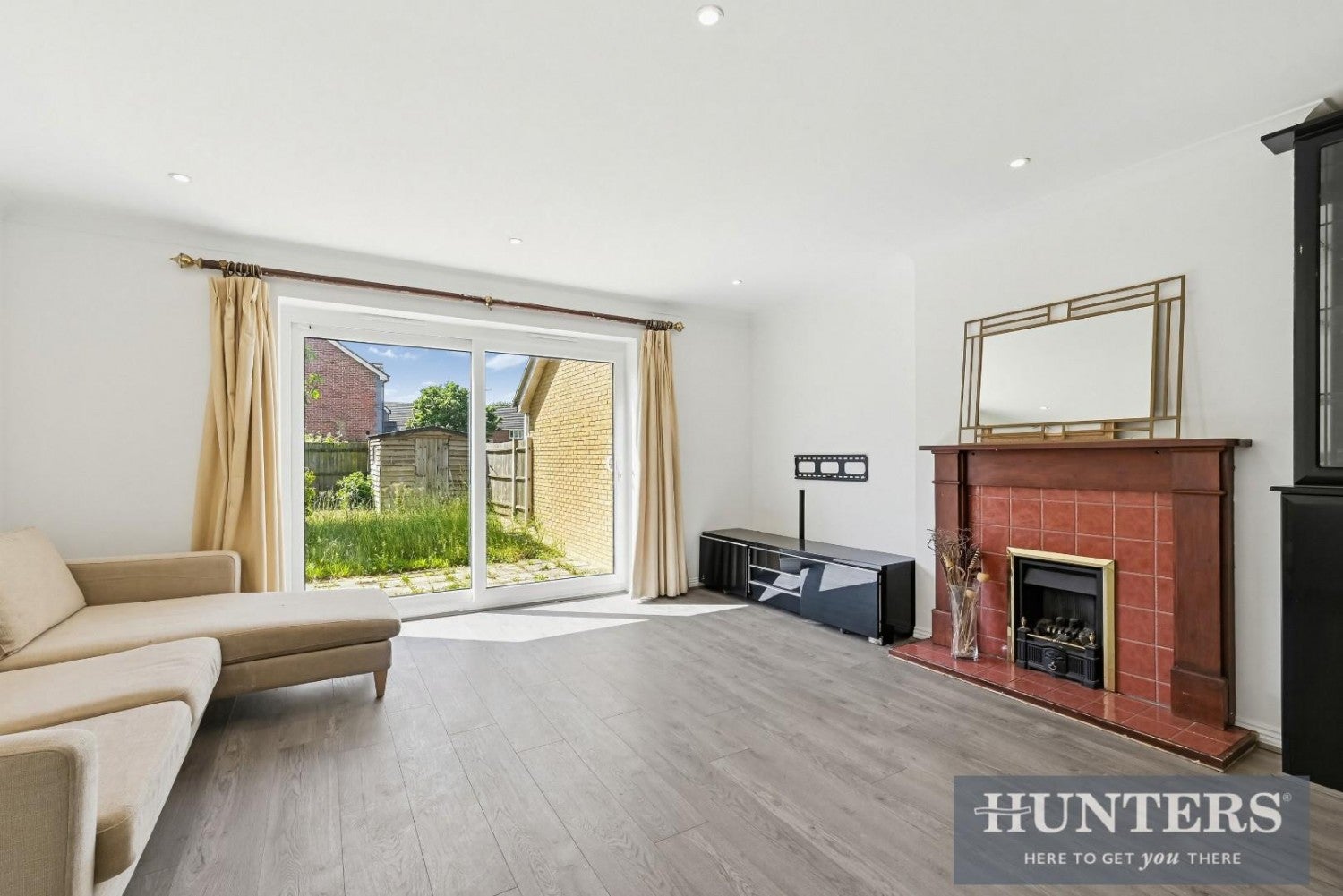 House Pankhurst Close in Greater London