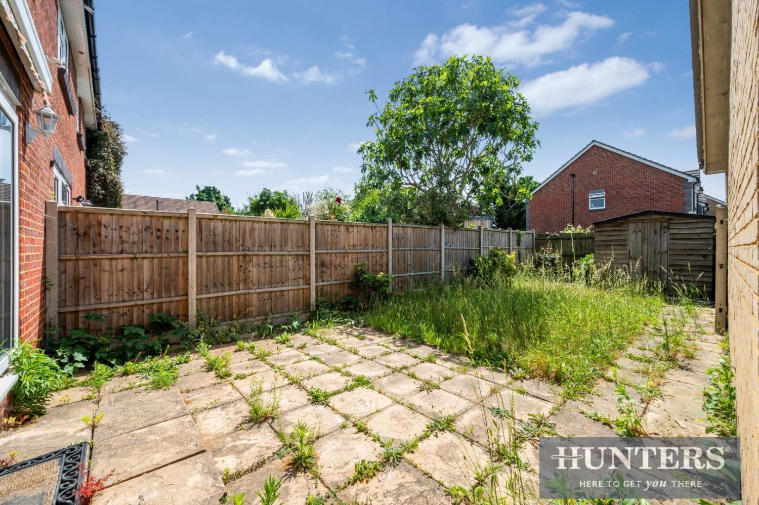 House Pankhurst Close in Greater London