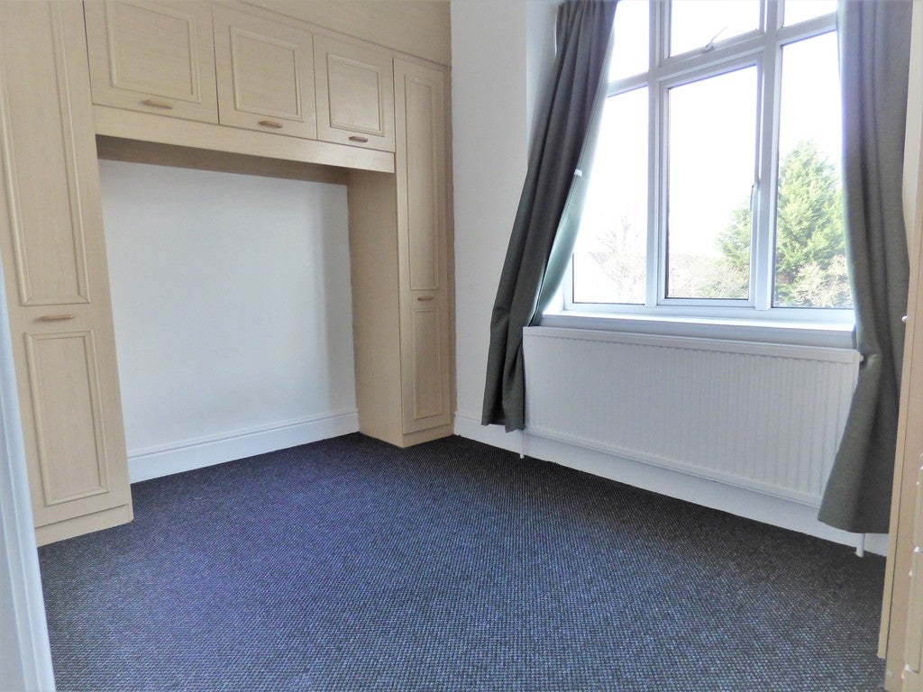 Flat Marsland Road in Trafford