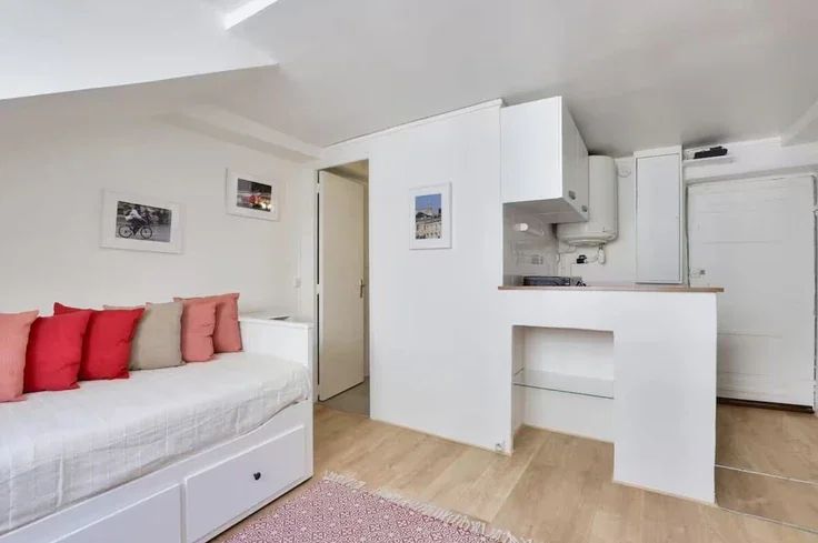 Flat Rue Notre-Dame-de-Nazareth in Paris