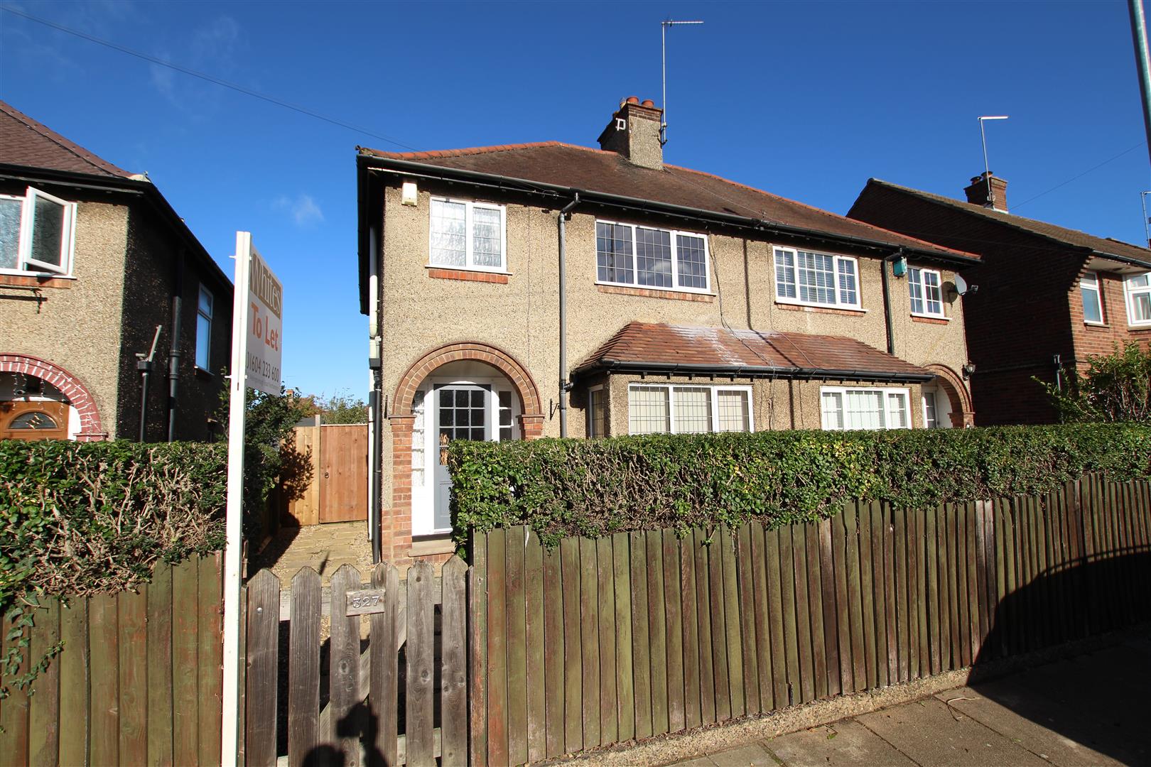 House Birchfield Road East in Northampton