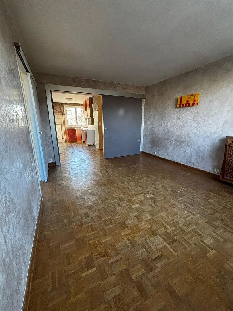 Flat Rue Jean Voillot in Villeurbanne