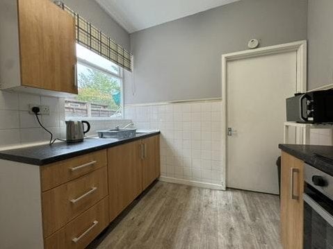 Room Sefton Road in Birmingham