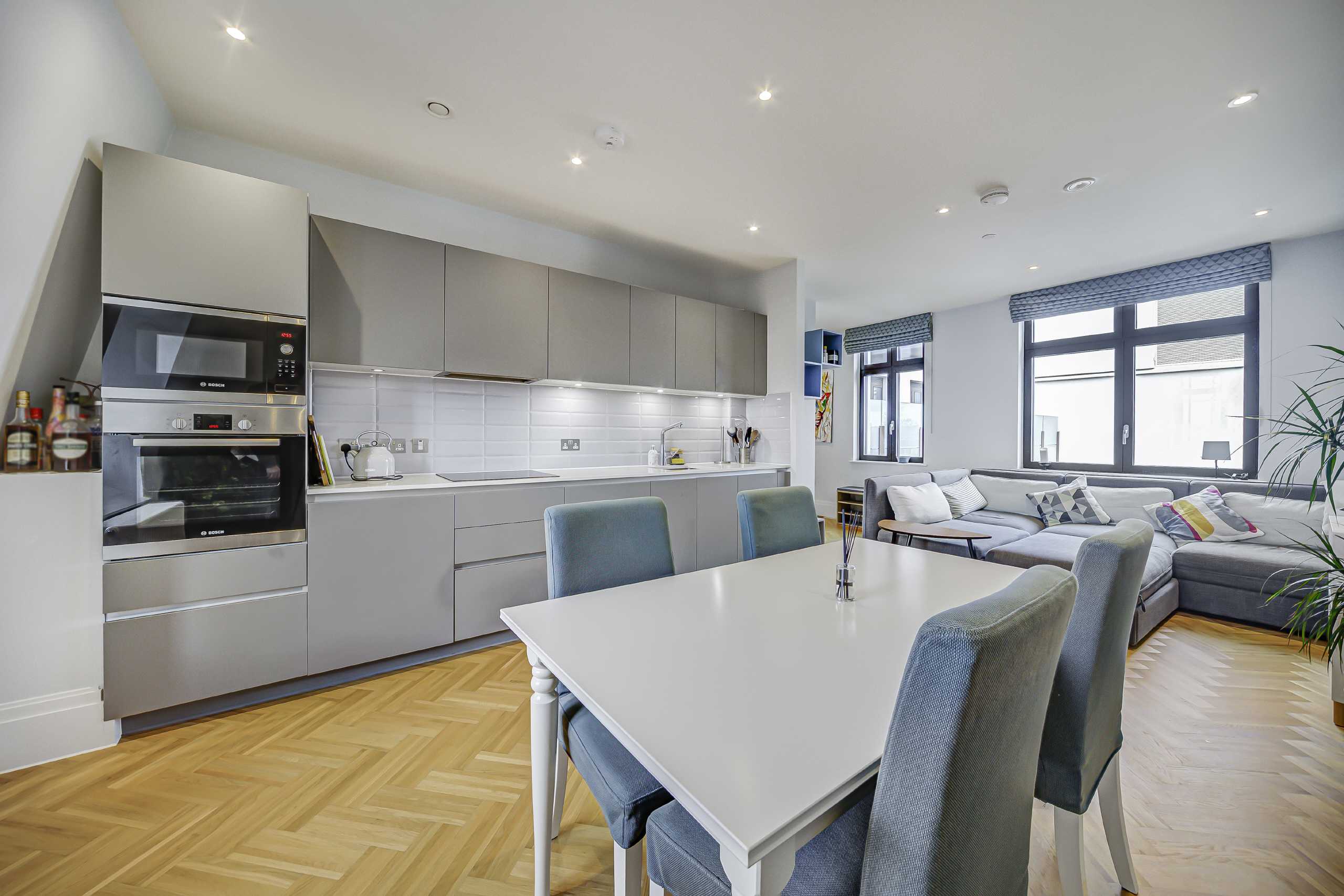 Flat Acre Lane in Greater London