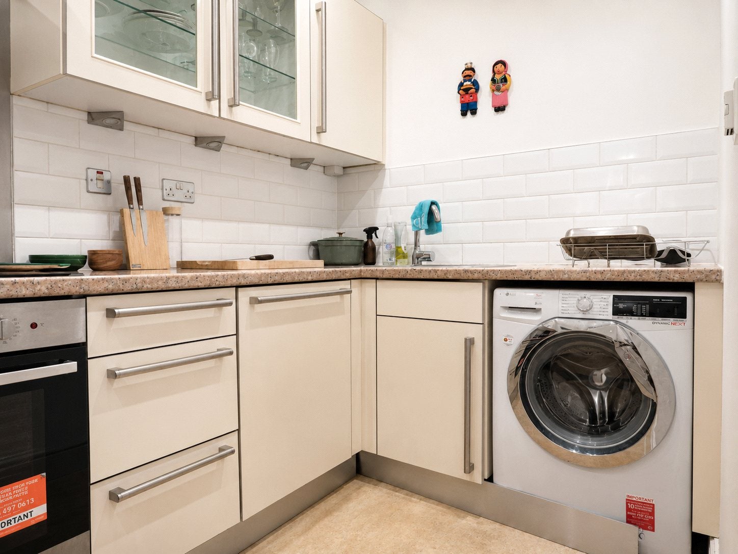 Flat Streatham High Road in Greater London