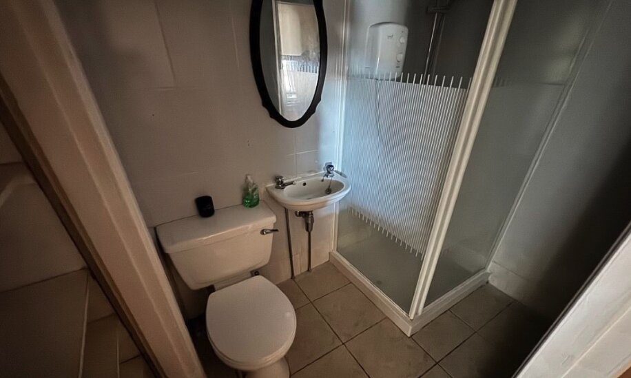 Flat Dougliehill Terrace in Port Glasgow