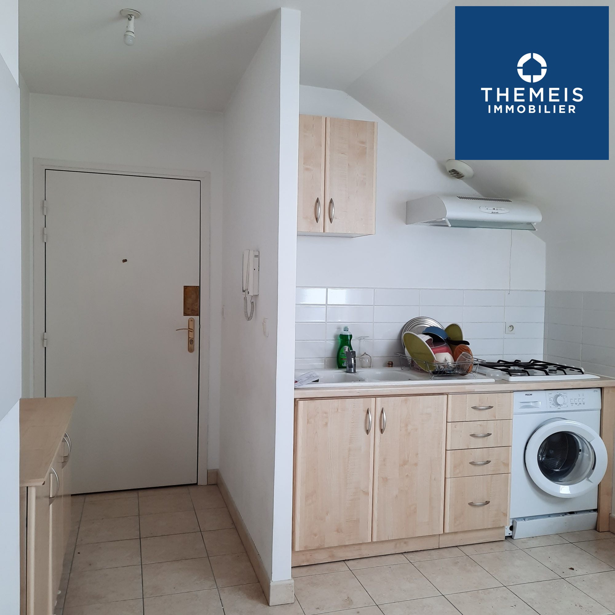 Flat Rue Robert Schuman in Rambouillet