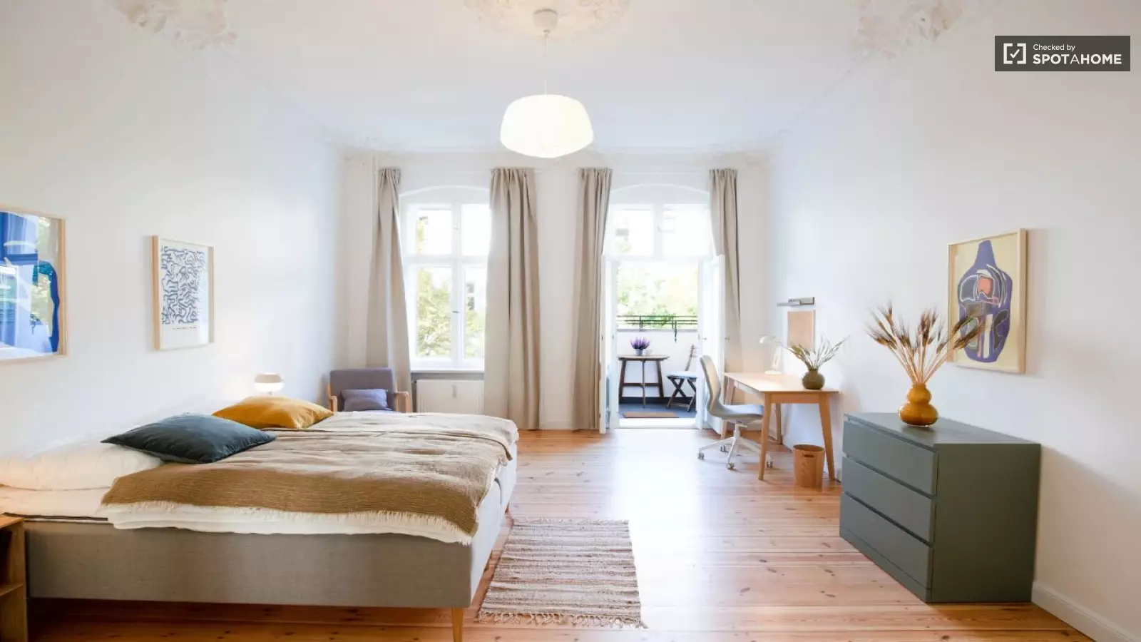 Zimmer Residenzstraße in Berlin