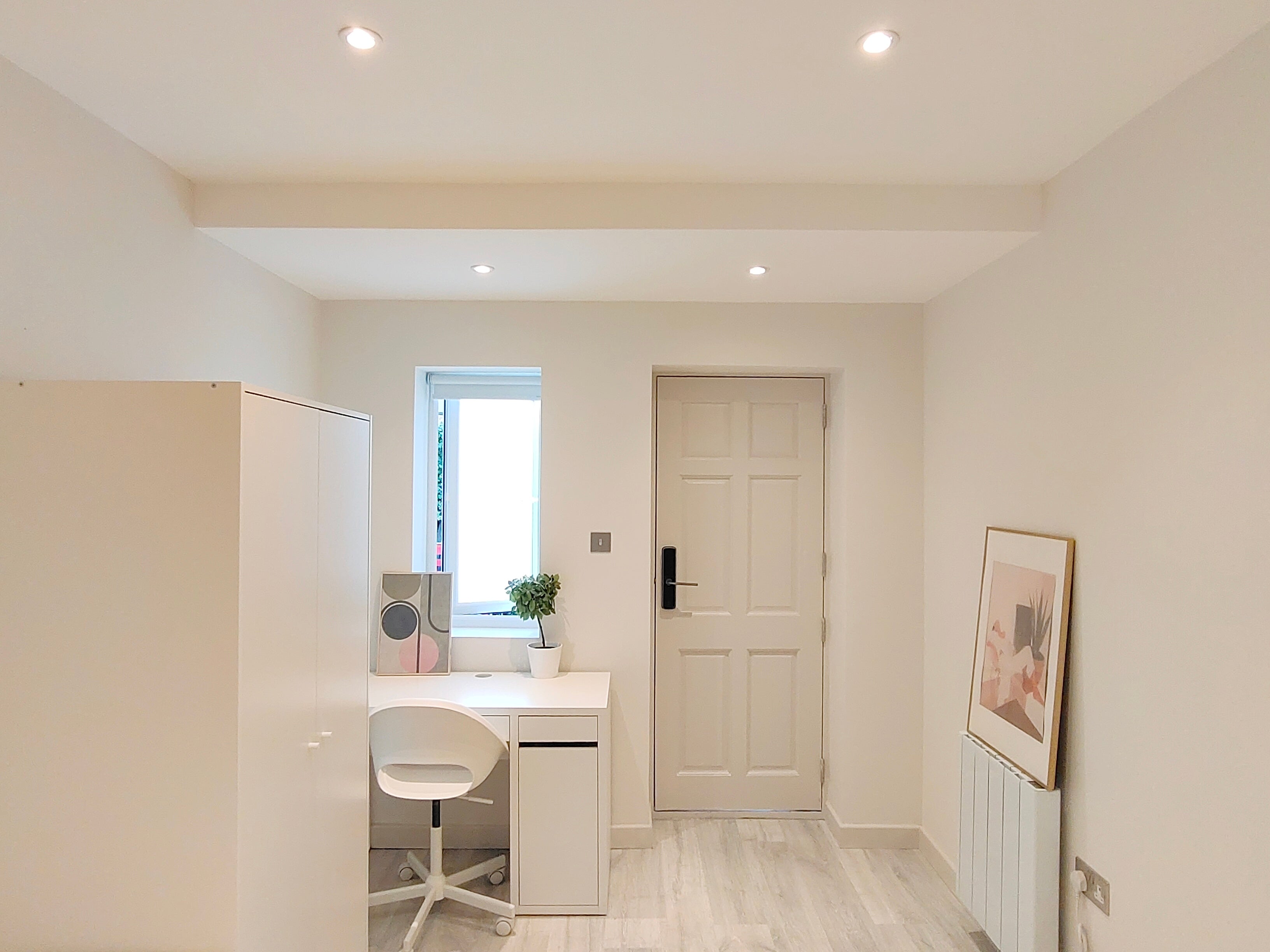Flat Ernest Street in Greater London
