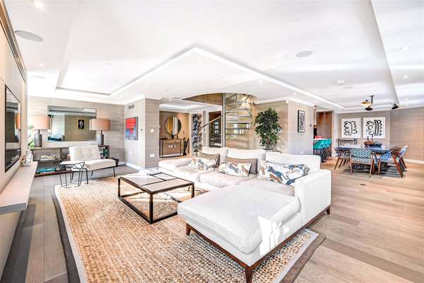 Flat New Cavendish Street in City of Westminster