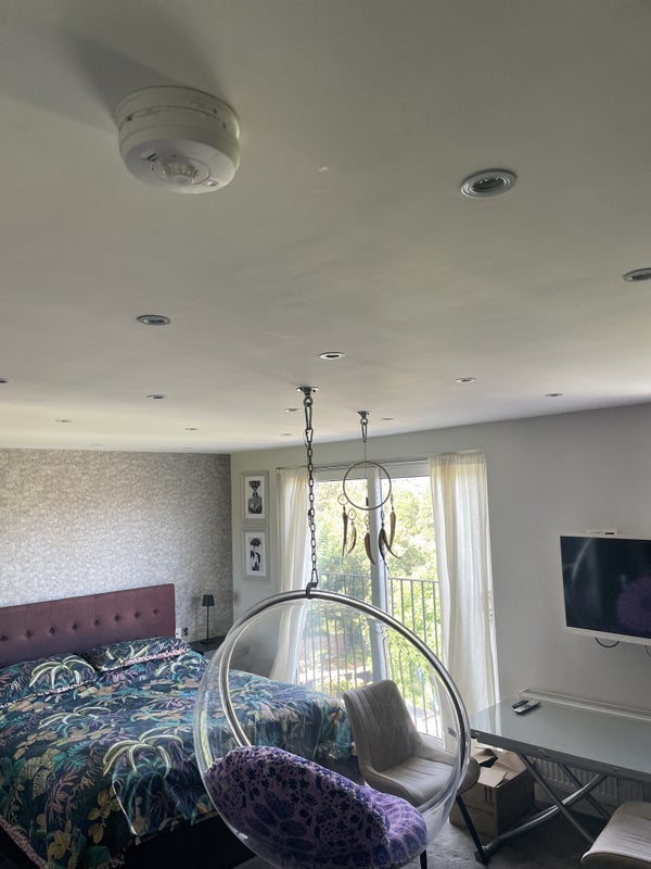 Room Winchmore Hill Road in Greater London