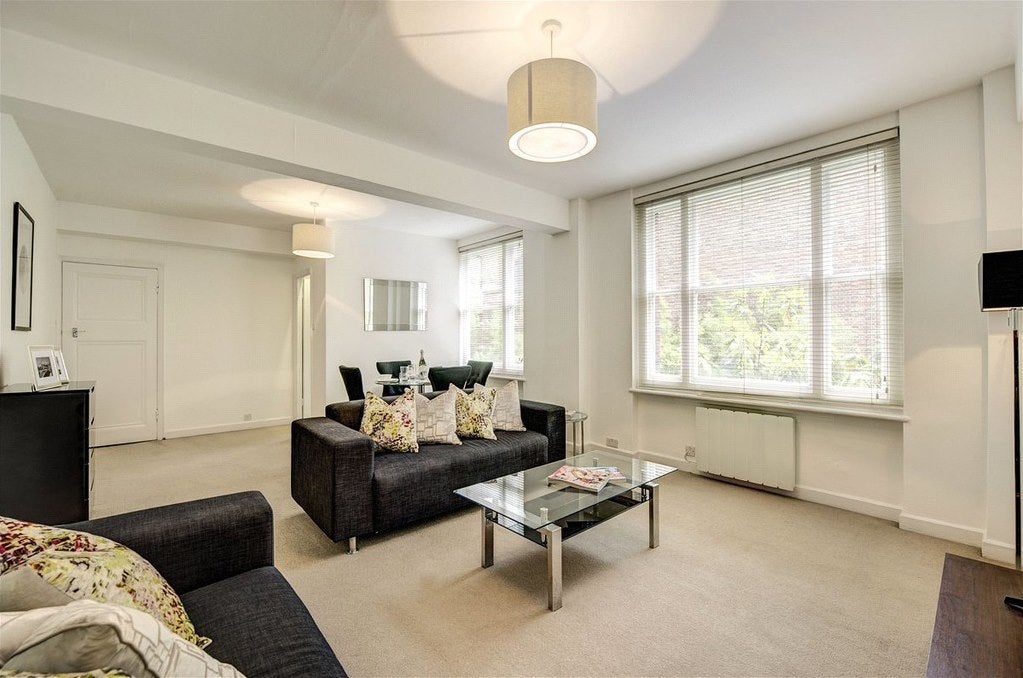 Flat Waverton Street in City of Westminster