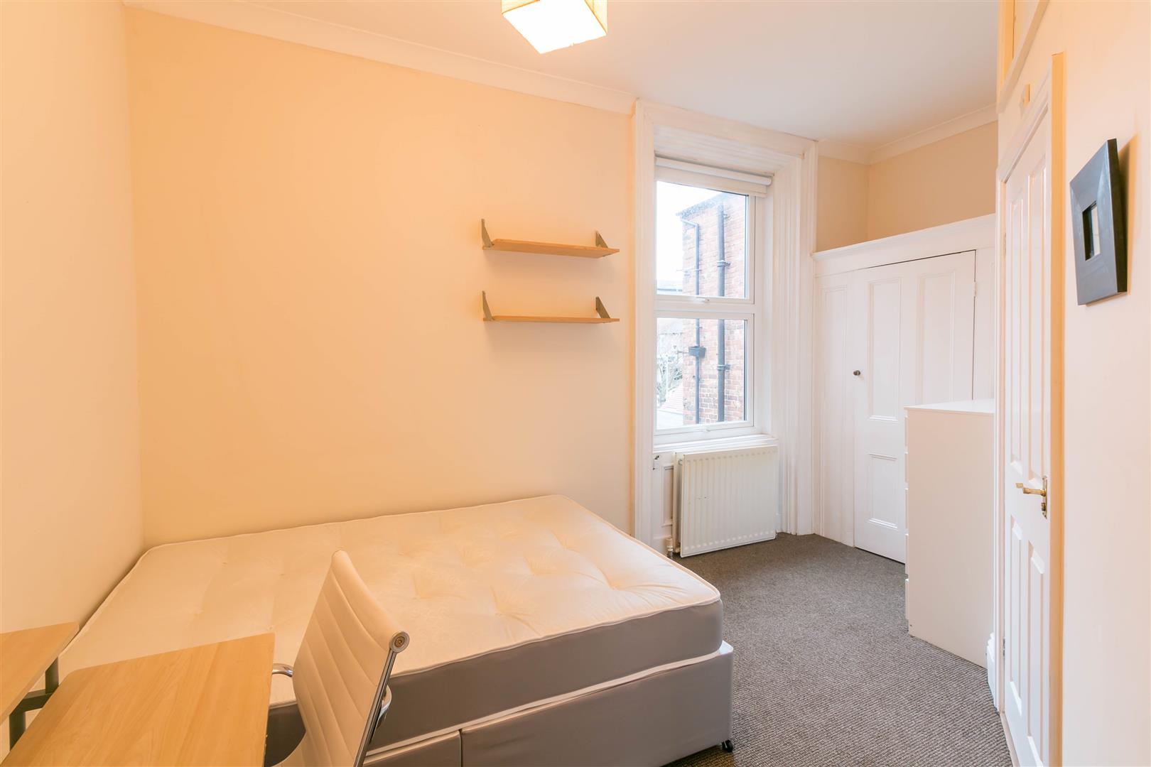 Flat Grosvenor Place in Newcastle upon Tyne