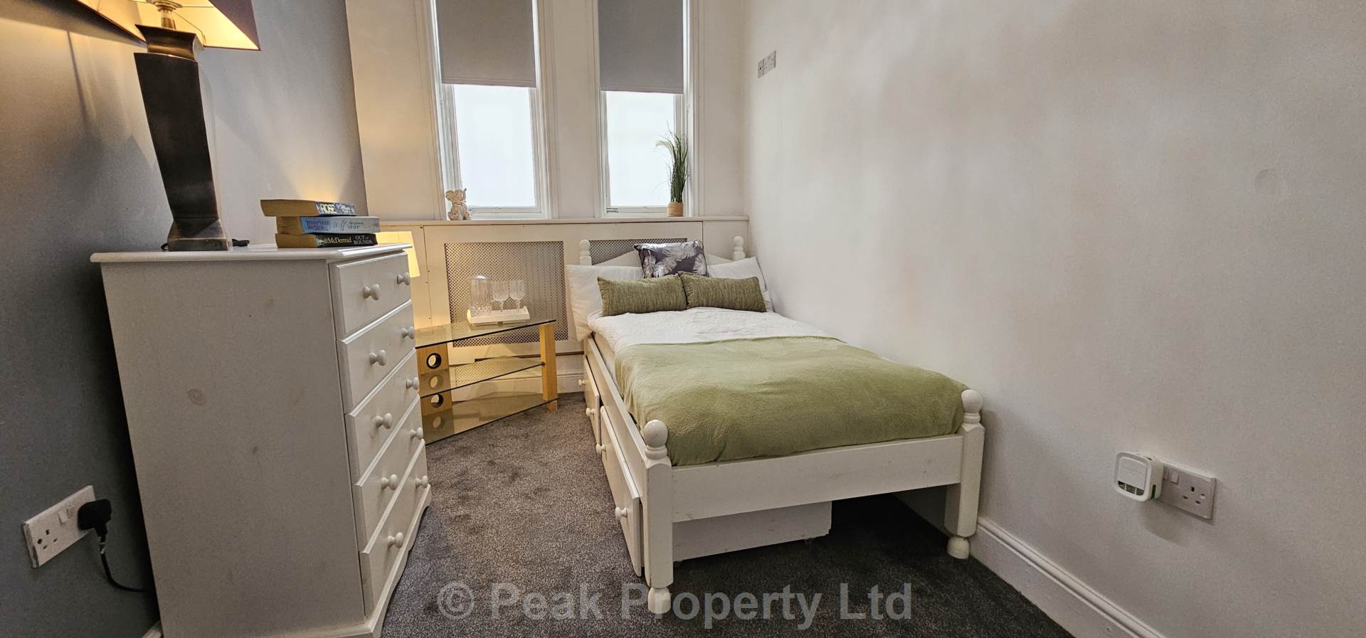 Room St Vincent's Road in Southend-on-Sea