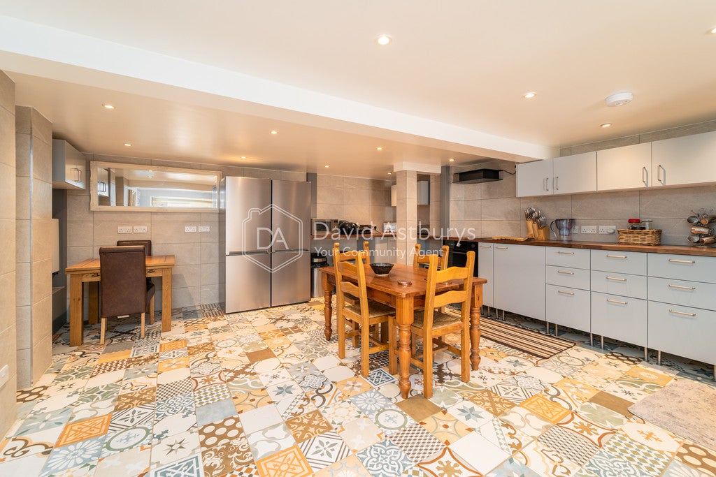 Flat Huntingdon Street in Greater London