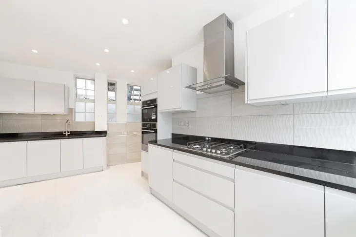 Flat Marylebone Road in City of Westminster