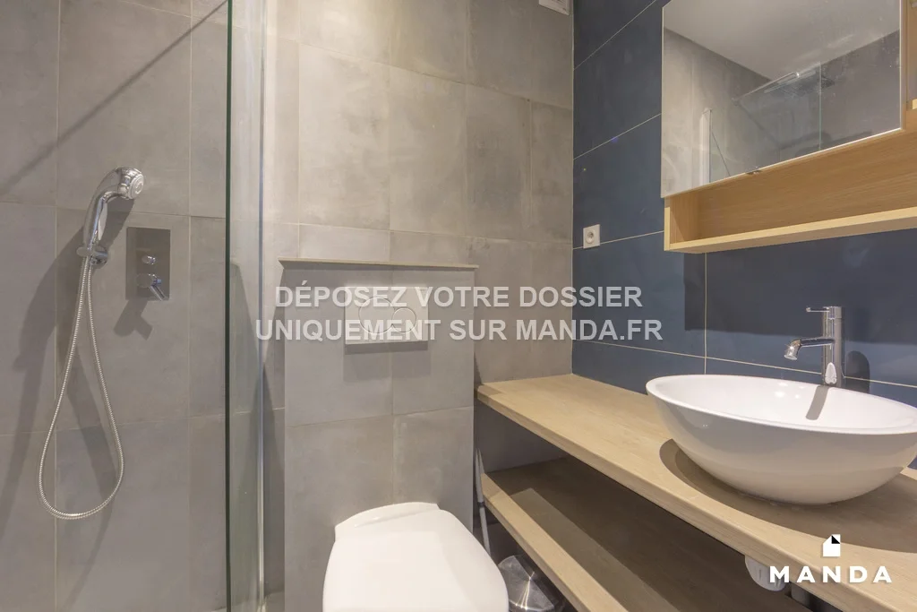 Flat Rue de Tracy in Paris
