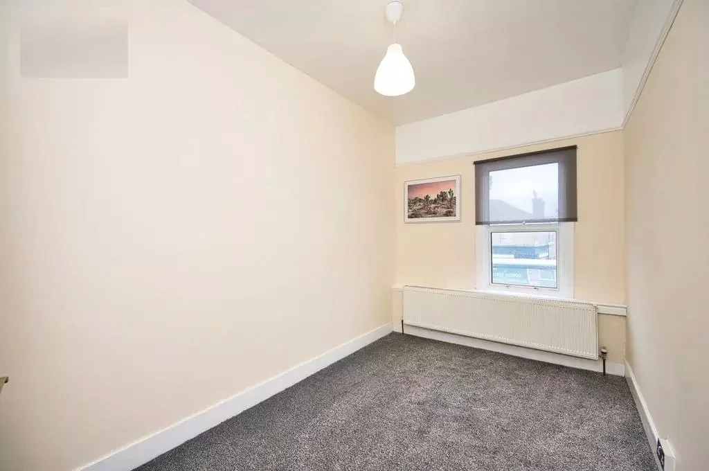 Flat Romford Road in Greater London