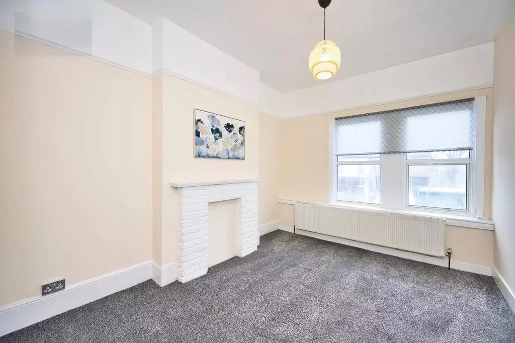 Flat Romford Road in Greater London
