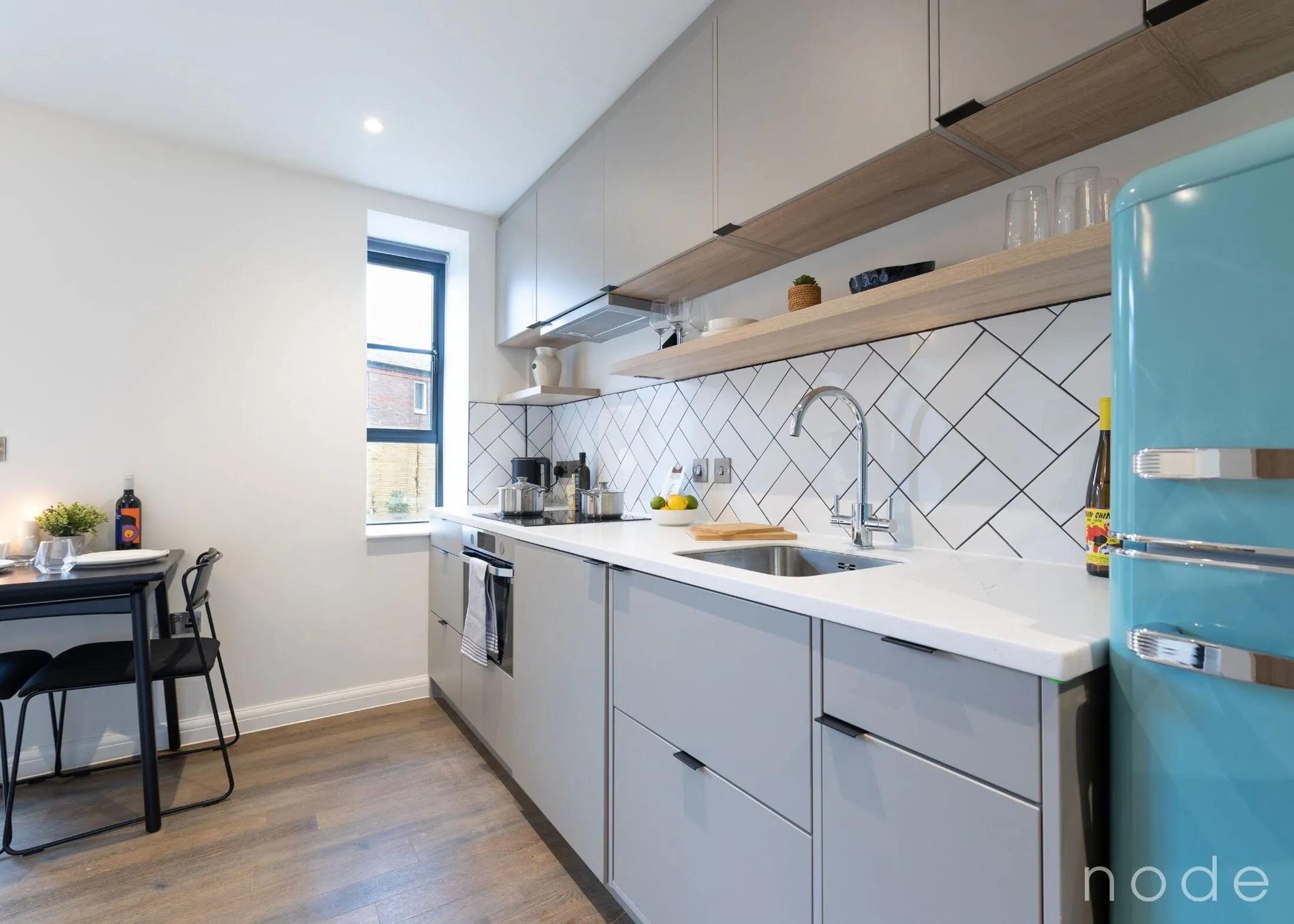 Flat Shakespeare Road in Greater London